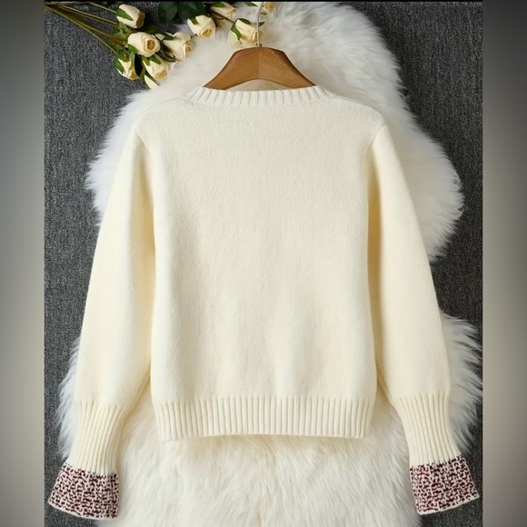 NWOT Women’s Winter White Cable Cardigan W Red Buttons Long Accent Sleeves Sz XL - Picture 9 of 14